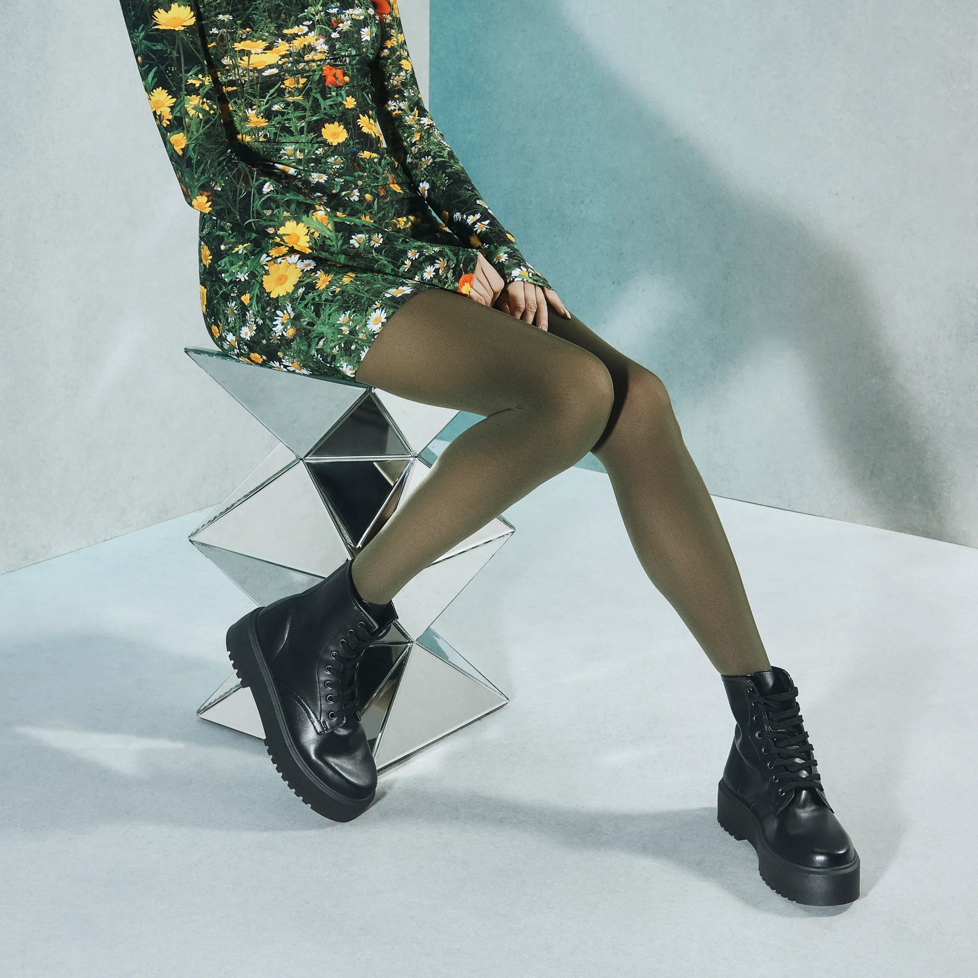 60-denier  Premium Tights - Image 7