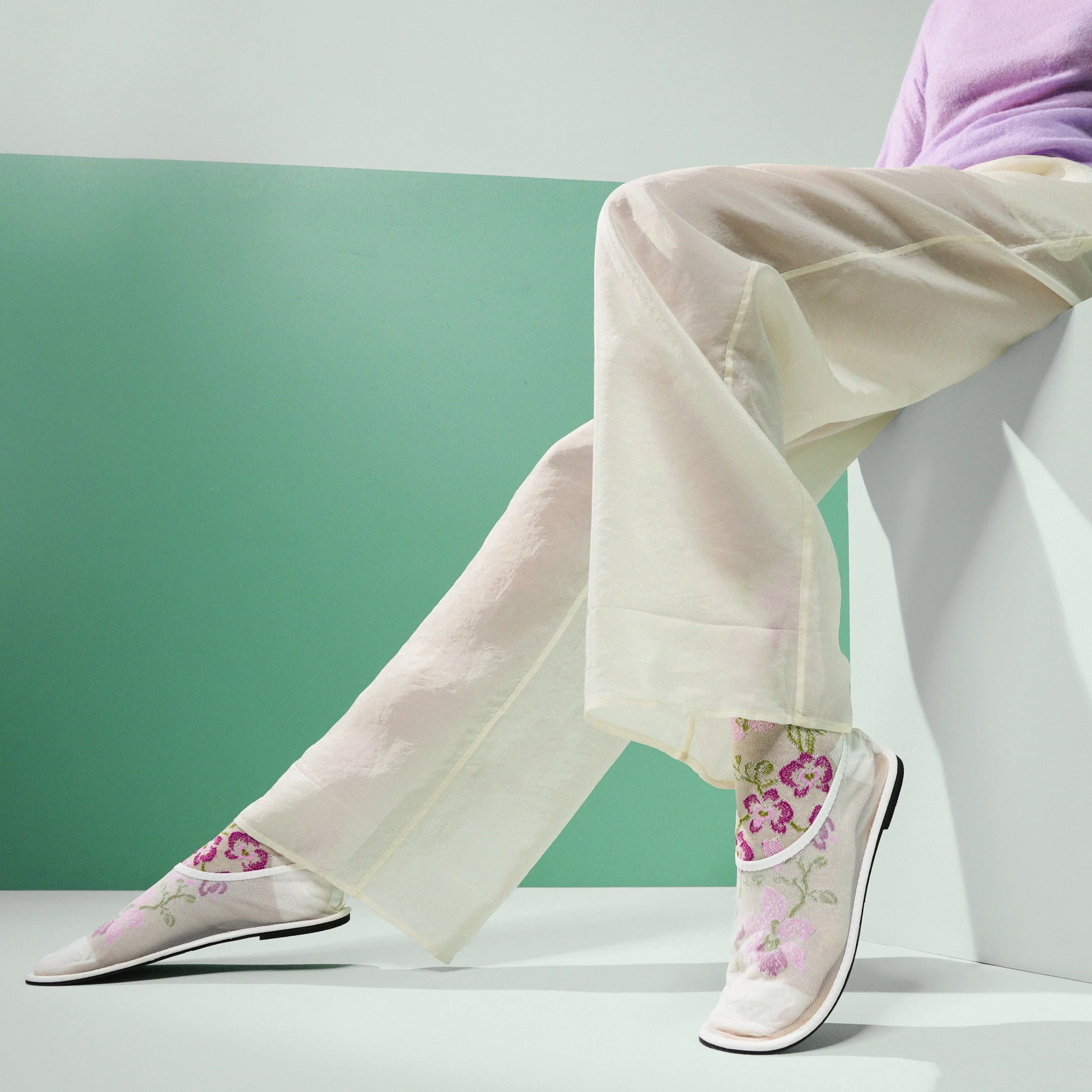 Cotton-Linen Crepe Float Orchid  Quarter Socks - Image 2