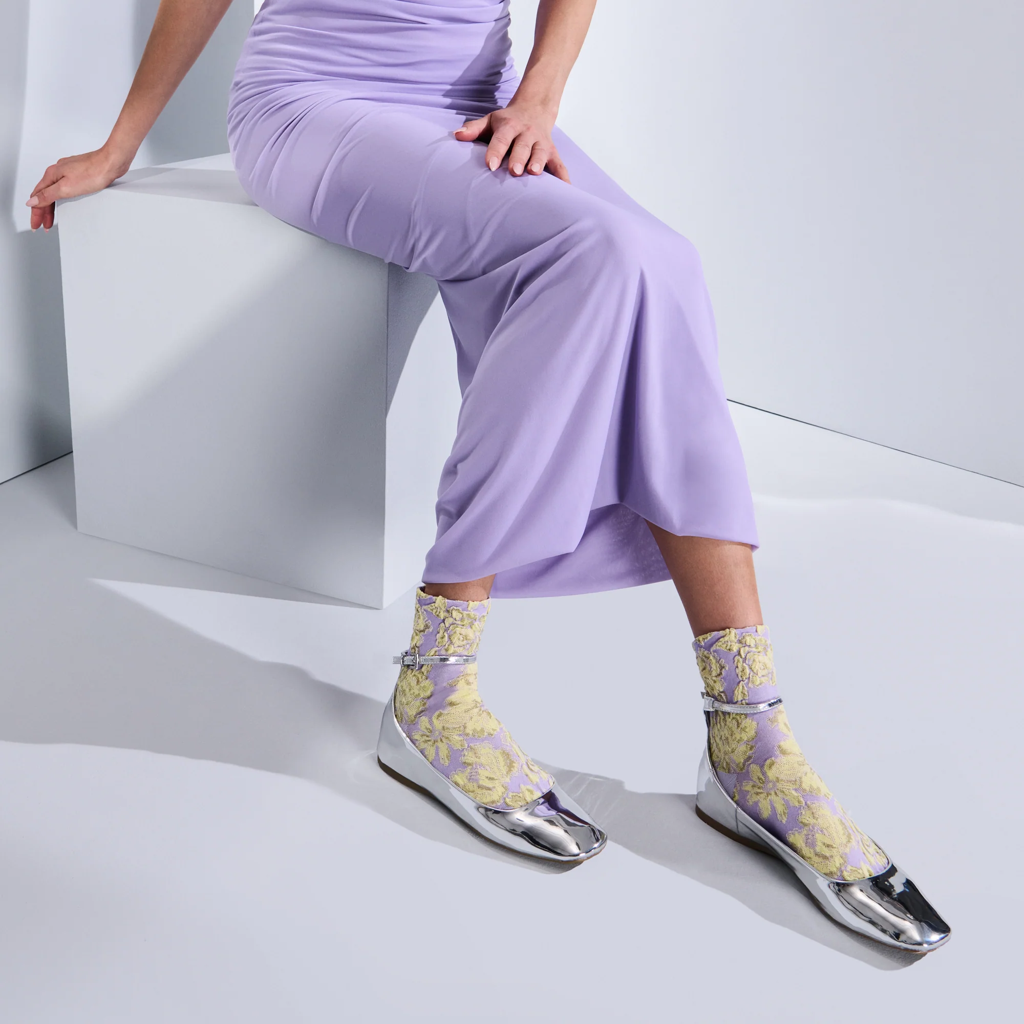Float Fleur Silky Cotton  Crew Socks - Image 2