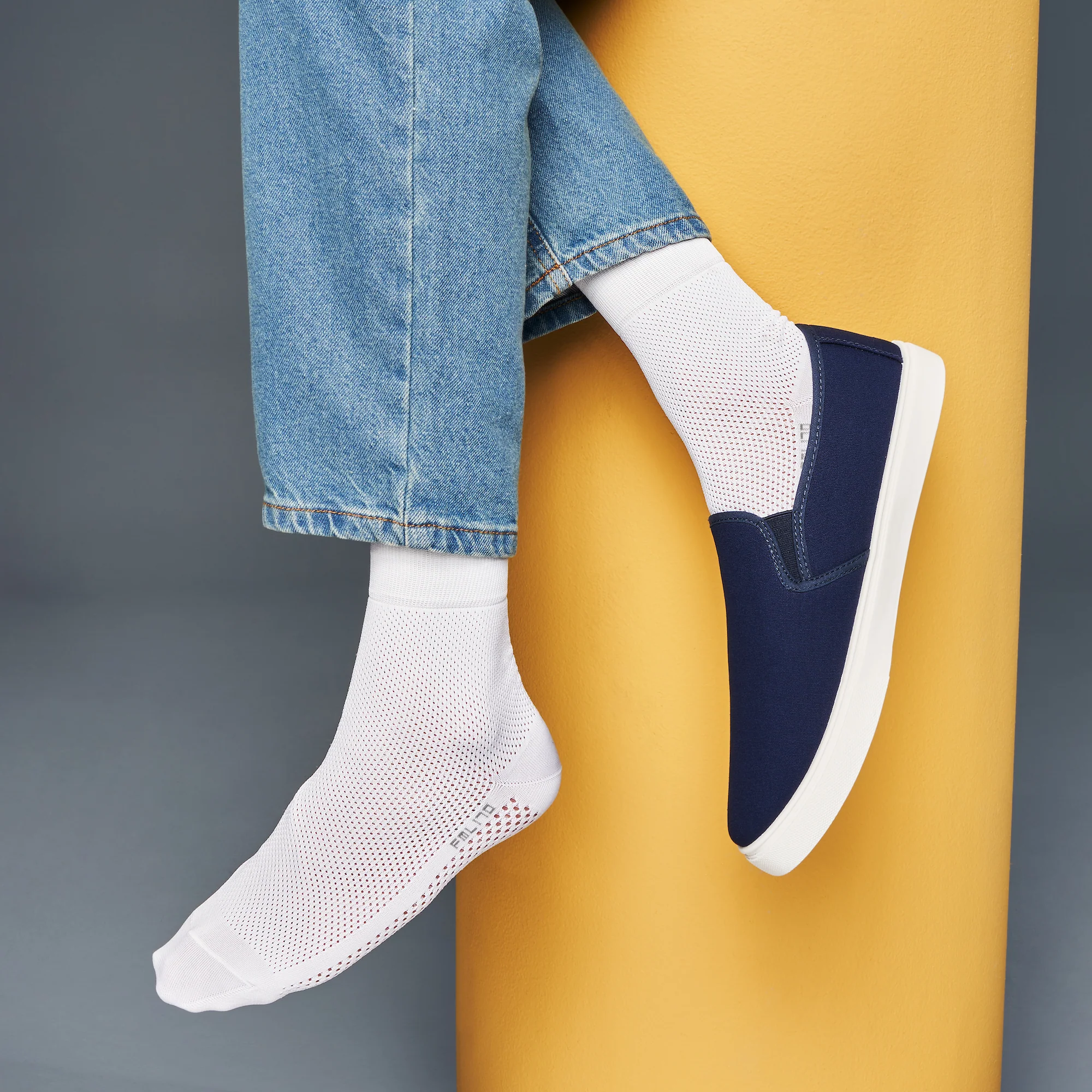 Full-Mesh Quarter Socks
