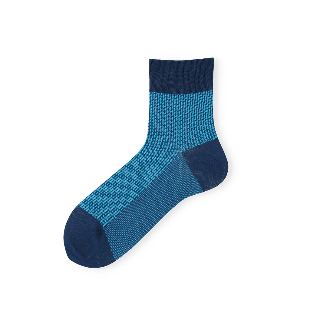 Houndstooth Silky Cotton  Quarter Socks - Image 5
