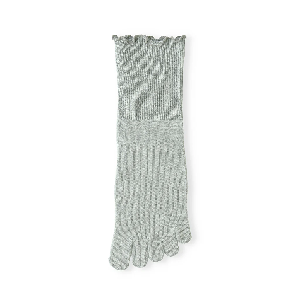 Loose-Fit Cotton Toe  Crew Socks - Image 16