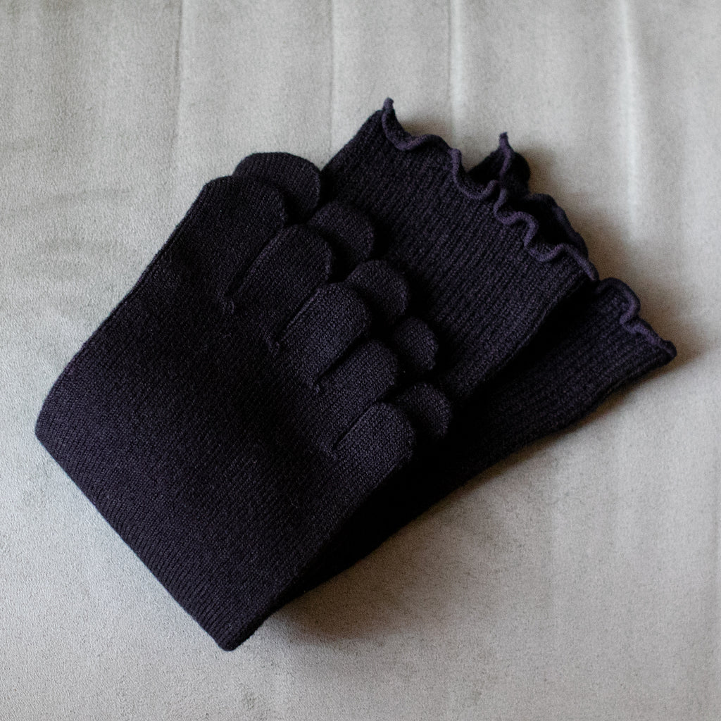 Loose-Fit Cotton Toe  Crew Socks - Image 7
