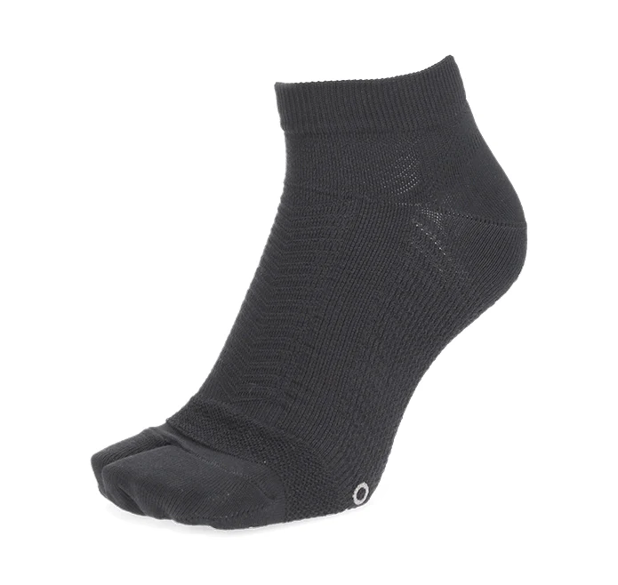 Signature Run Tabi  Socks - Image 7