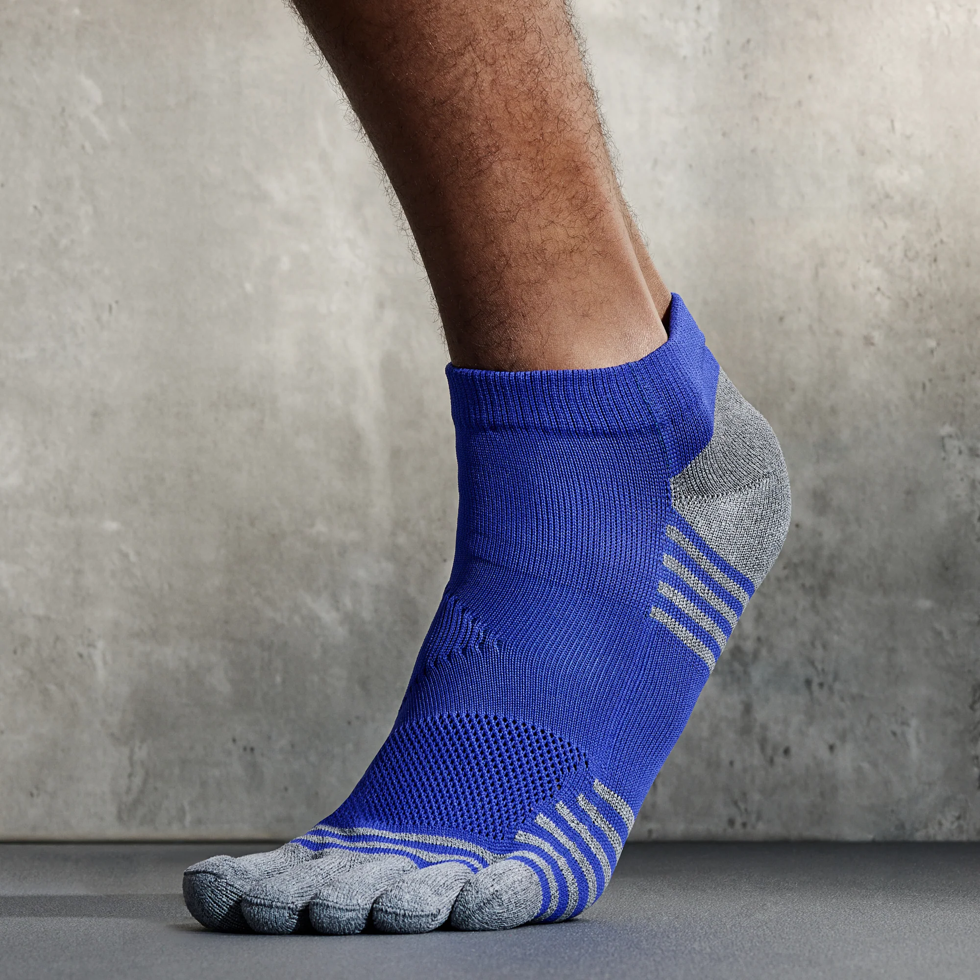 Super Fit Grip Run  Toe Socks - Image 3