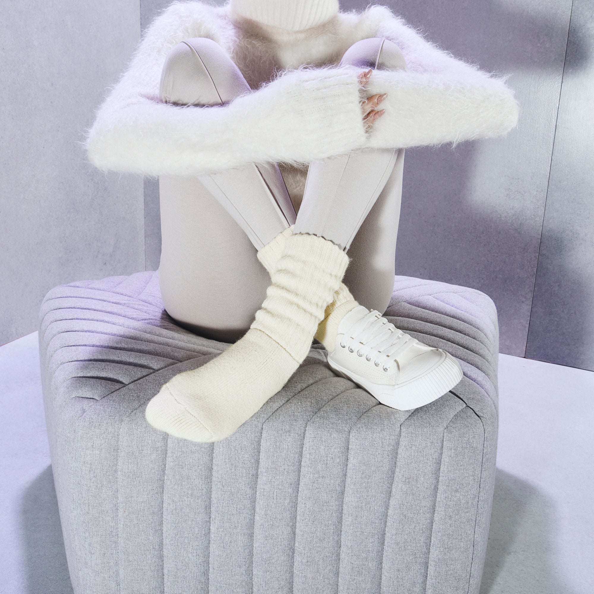 Pile-Lined Lounge  Crew Socks - Image 3