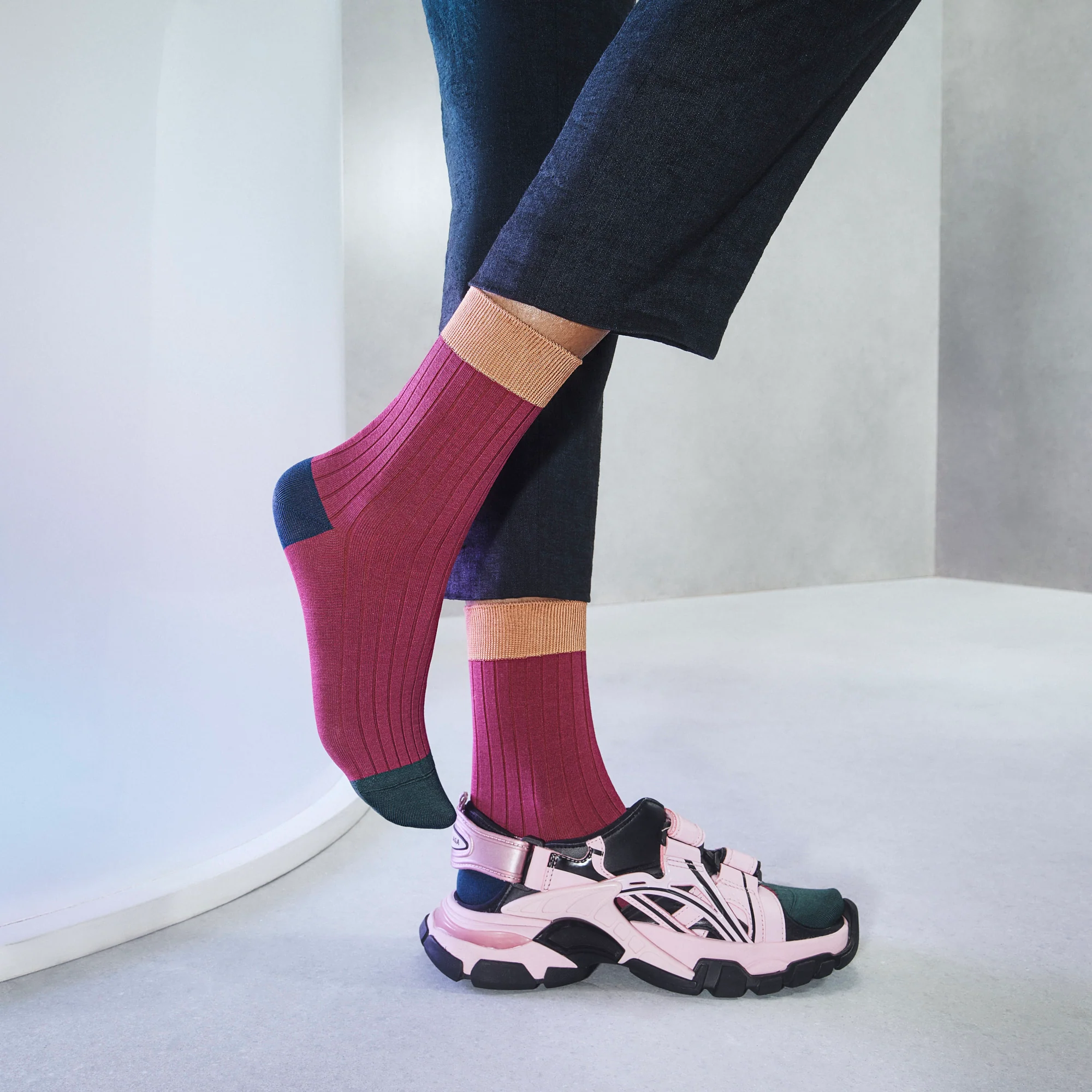 Quattro Colored Cotton  Crew Socks