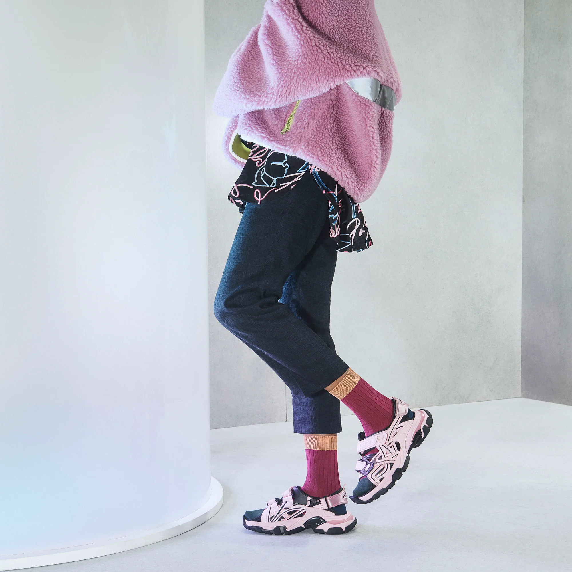 Quattro Colored Cotton  Crew Socks - Image 2