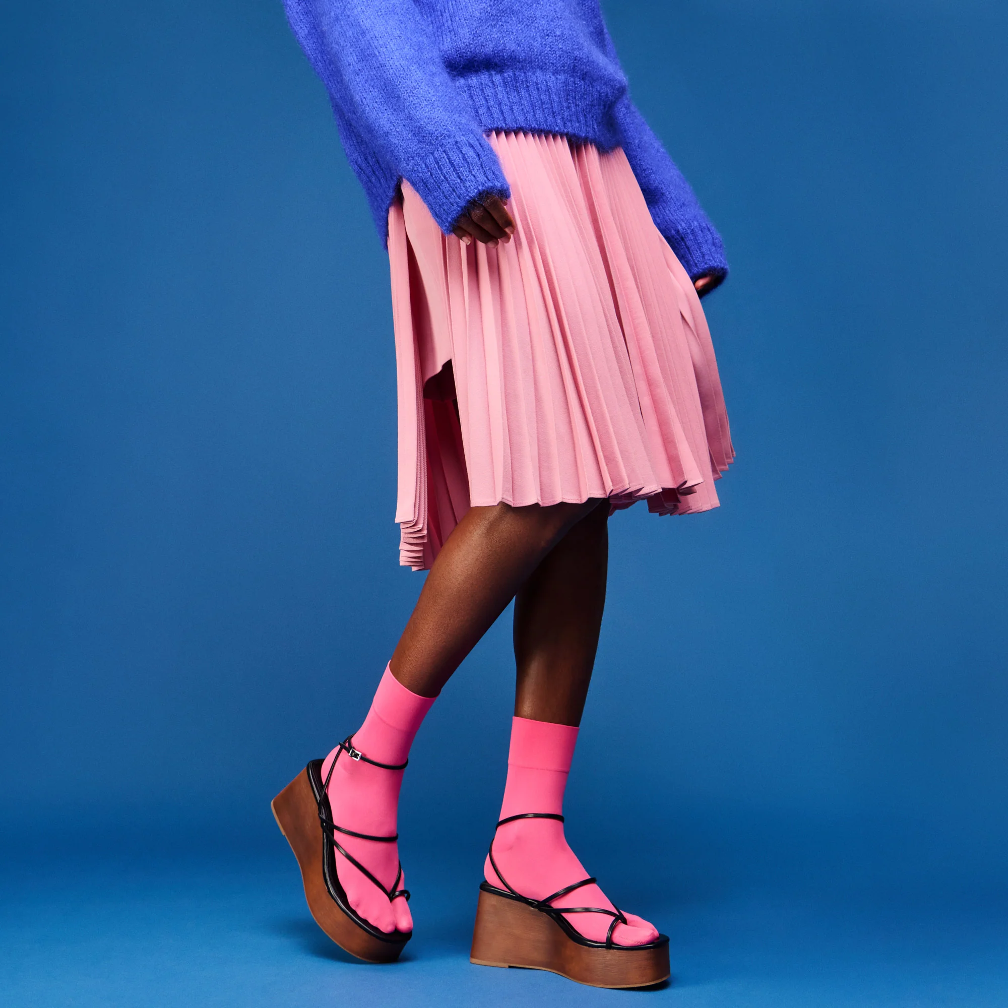 Smooth-Fit Tabi  Quarter Socks - Image 3