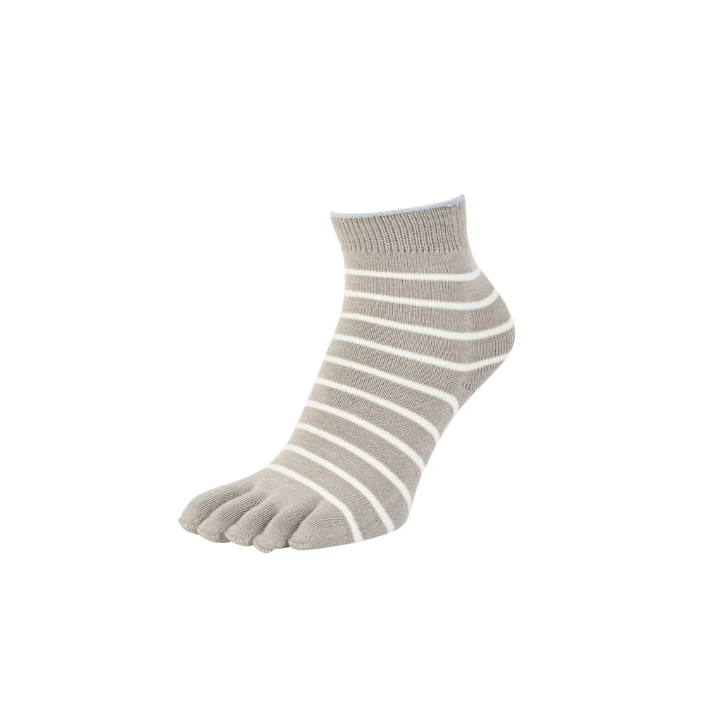 Striped Cotton Toe  Quarter Socks - Image 4