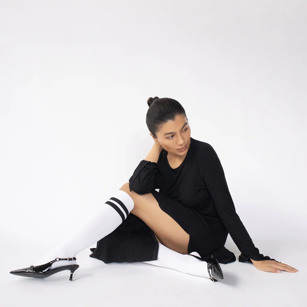 Striped Dry  Knee-High Socks - Image 3