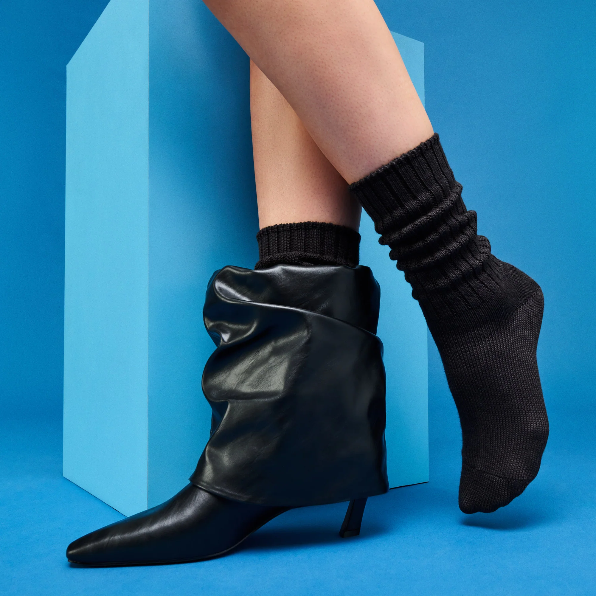 TABIO's COTTON Richell Ribbed  Crew Socks - Image 4