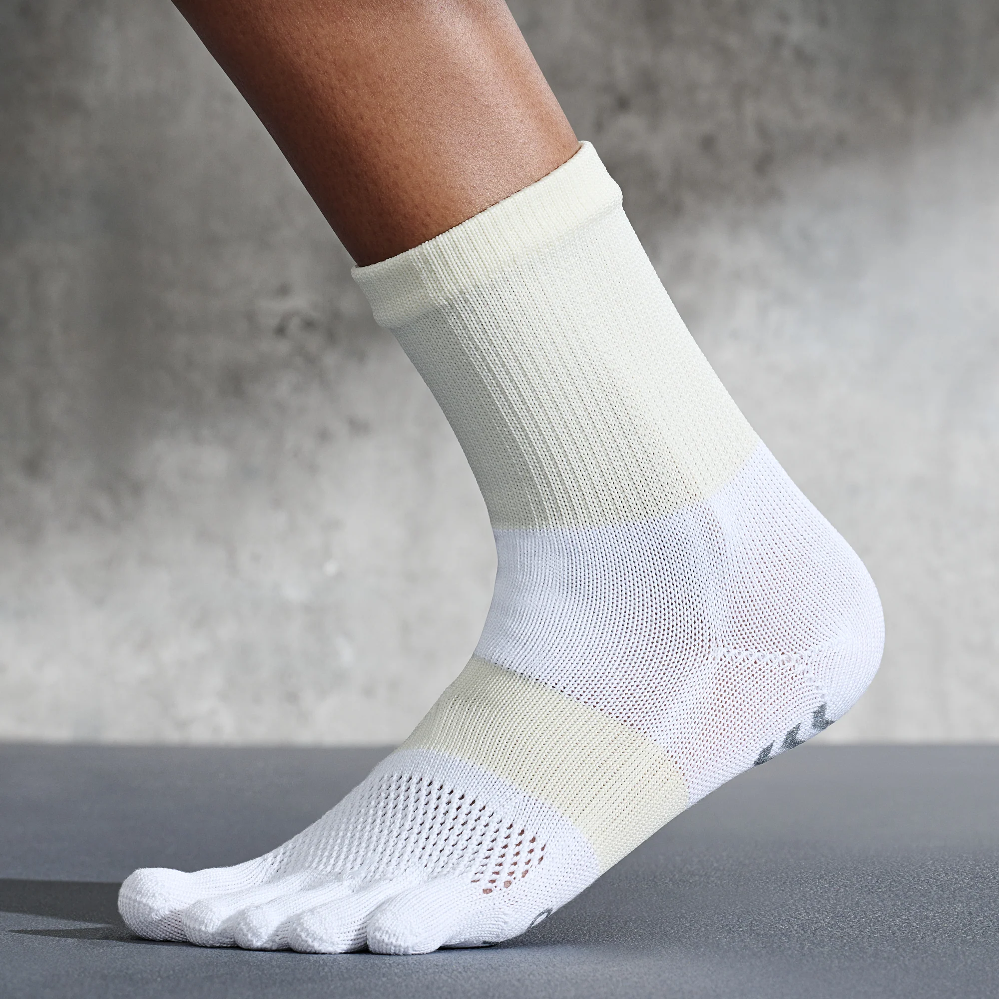 Signature Run Toe  Crew Socks - Image 7